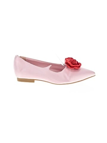 Unbranded Flats (view 1)