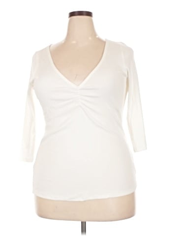 Torrid 3/4 Sleeve T-Shirt (view 1)