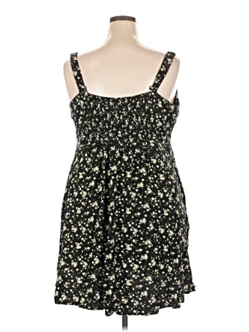 Old Navy Casual Dress (view 2)