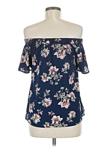 Sweet Wanderer Short Sleeve Blouse (view 2)