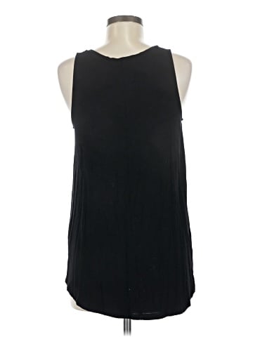 Old Navy Sleeveless T-Shirt (view 2)