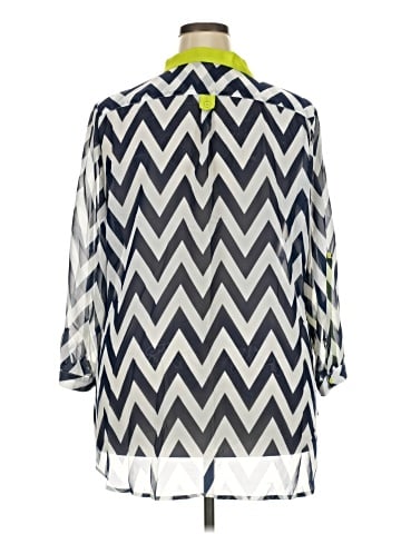 Tacera 3/4 Sleeve Blouse (view 2)