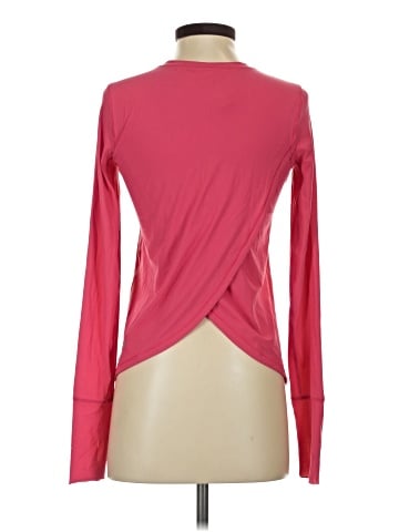 Lululemon Athletica Long Sleeve T-Shirt (view 2)