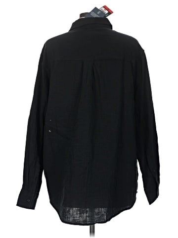 Gap Long Sleeve Button-Down Shirt (view 2)