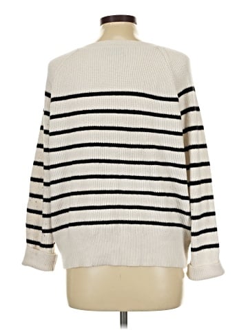 Old Navy Pullover Sweater (view 2)