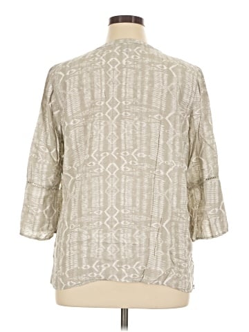 Gloria Vanderbilt 3/4 Sleeve Blouse (view 2)