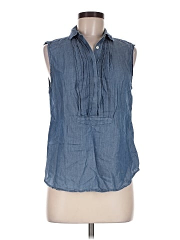 Ann Taylor LOFT Sleeveless Button-Down Shirt (view 1)