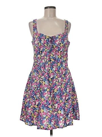 Old Navy Casual Dress (view 1)