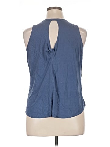 Active by Old Navy Sleeveless T-Shirt (view 2)