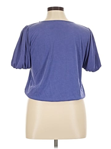 Green Envelope Short Sleeve Top (view 2)