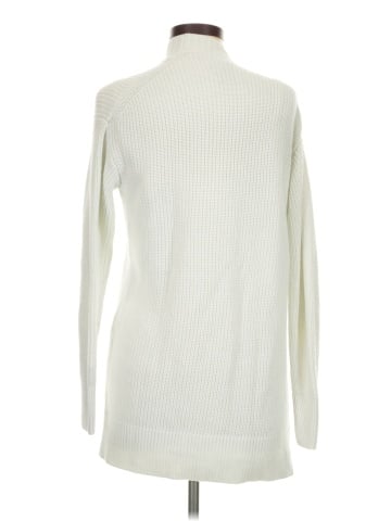 Max & Mia Cardigan (view 2)