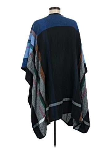 Shiraleah Poncho (view 2)