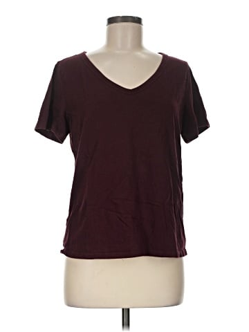 Old Navy Short Sleeve T-Shirt (view 1)