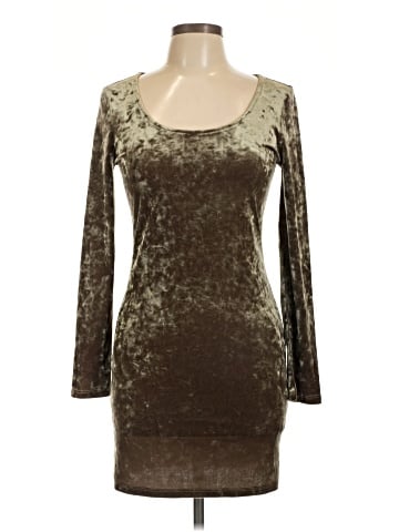 Forever 21 Casual Dress (view 1)