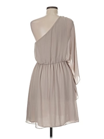 Alice + Olivia Casual Dress (view 2)