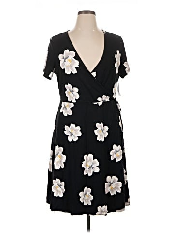 Old Navy Casual Dress (view 1)