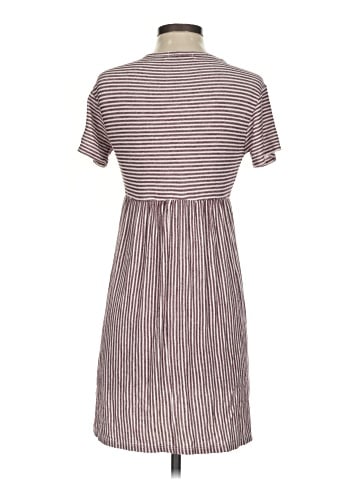 Urban Outfitters Casual Dress (view 2)