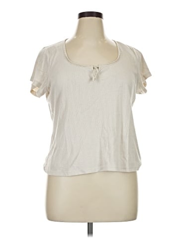 Old Navy Short Sleeve T-Shirt (view 1)