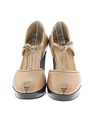 Newport News Heels (view 2)