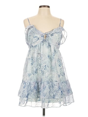No Boundaries Casual Dress (view 1)