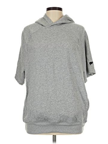 Fabletics Poncho (view 1)
