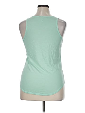Bella Tank Top (view 2)
