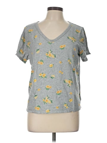 Old Navy Short Sleeve T-Shirt (view 1)