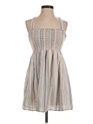 American Eagle Outfitters Casual Dress (view 1)