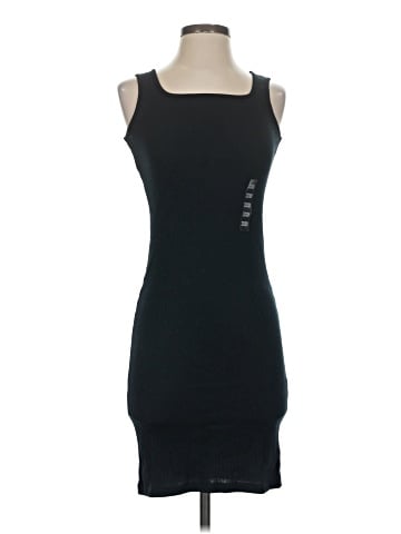 Uniqlo Casual Dress (view 1)