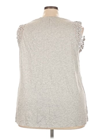 Ava & Viv Sleeveless Top (view 2)