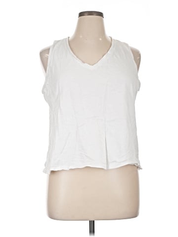 Old Navy Sleeveless T-Shirt (view 1)