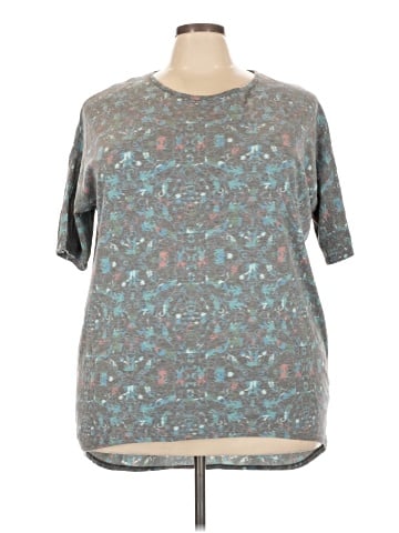 Lularoe Short Sleeve T-Shirt (view 1)