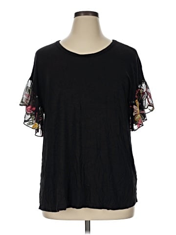 Kim & Cami Short Sleeve T-Shirt (view 1)