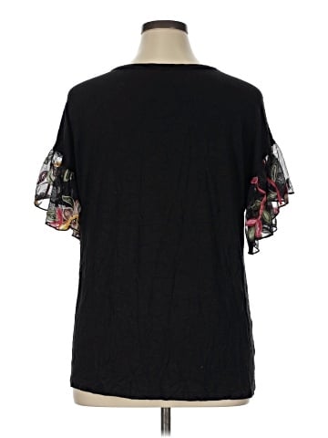 Kim & Cami Short Sleeve T-Shirt (view 2)