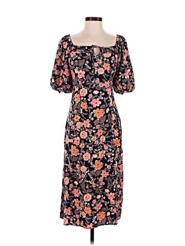 Old Navy Casual Dress (view 1)