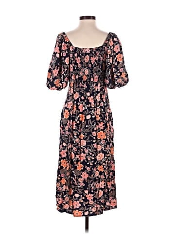 Old Navy Casual Dress (view 2)