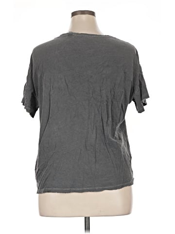 Levi's Short Sleeve T-Shirt (view 2)