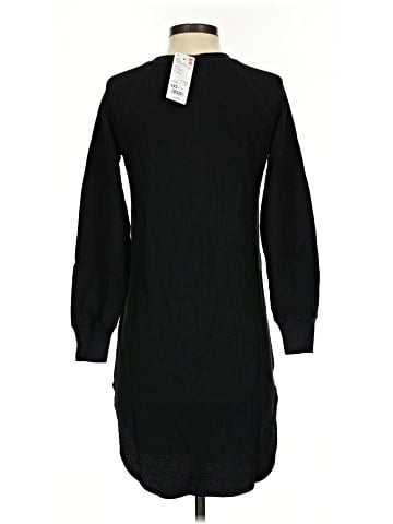 Uniqlo Casual Dress (view 2)