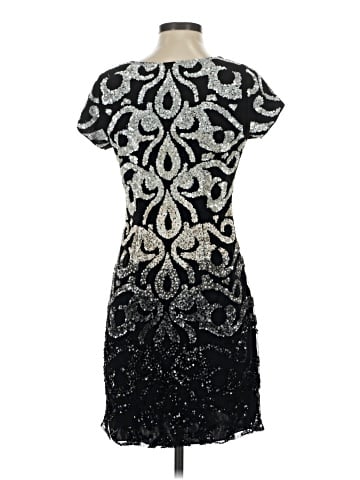 Vie La V Cocktail Dress (view 2)