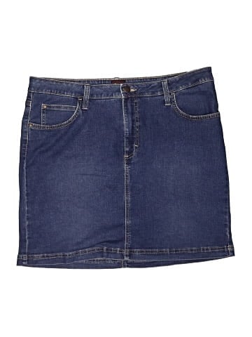 Lee Skort (view 1)