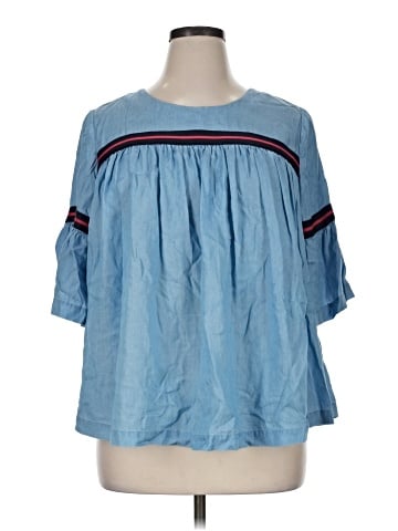 Crown & Ivy 3/4 Sleeve Blouse (view 1)
