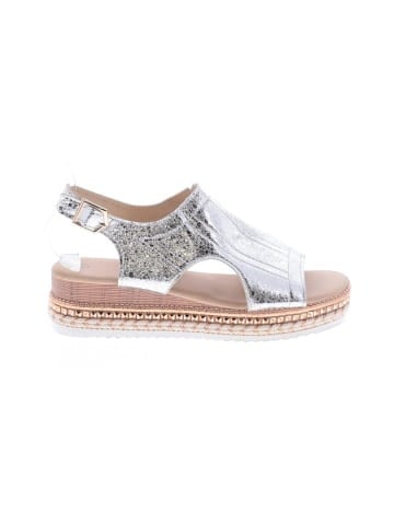 Unbranded Wedges (view 1)