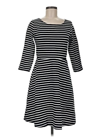 Old Navy Casual Dress (view 1)