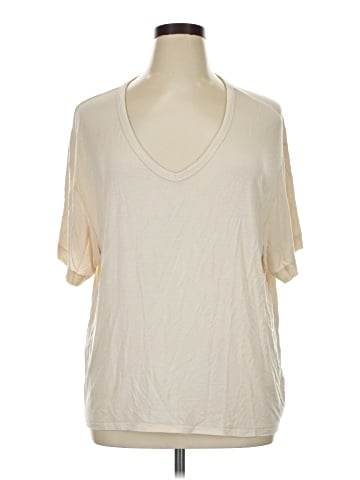 American Eagle Outfitters Short Sleeve T-Shirt (view 1)