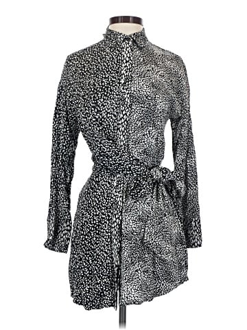 Alice + Olivia Casual Dress (view 1)