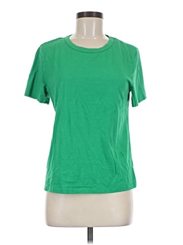 Gap Short Sleeve T-Shirt (view 1)