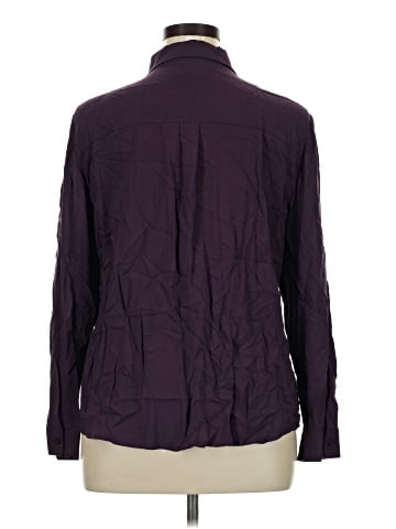 Chico's Long Sleeve Button-Down Shirt (view 2)