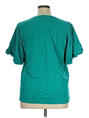 Chico's Short Sleeve T-Shirt (view 2)