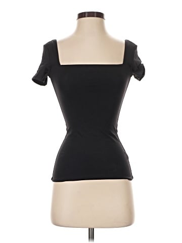Aritzia Short Sleeve T-Shirt (view 1)