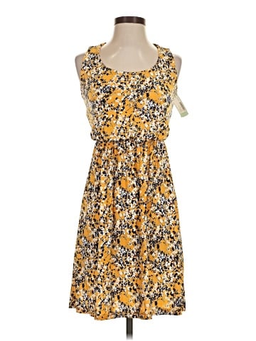 Kaileigh Casual Dress (view 1)